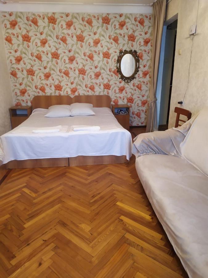 Апартаменти Квартира в Гаграх Екстер'єр фото